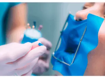 Dra. Vivian Manfredi - Dvam Odontologia