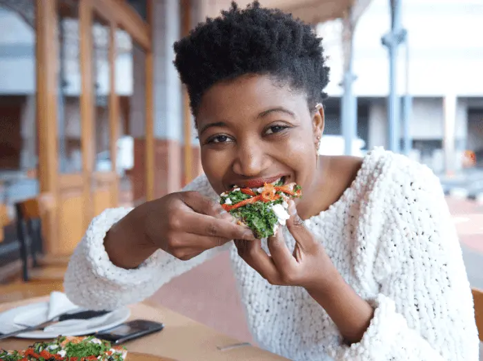 Dvam Odontologia - Dra. Vivian Manfredi